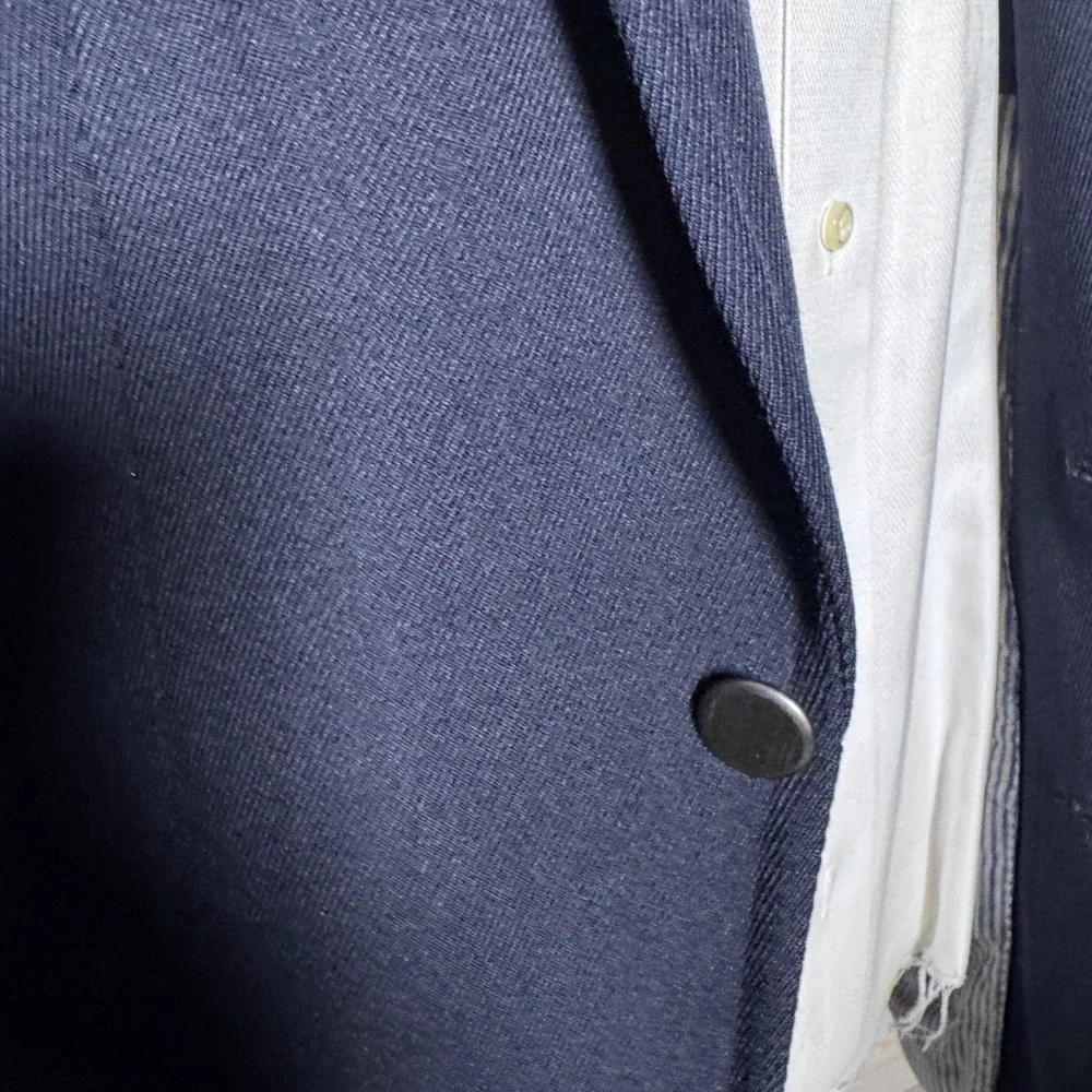 Banana Republic Blazer Mens 38R Navy Solid 100% Wool Tailored Fit Two-Button